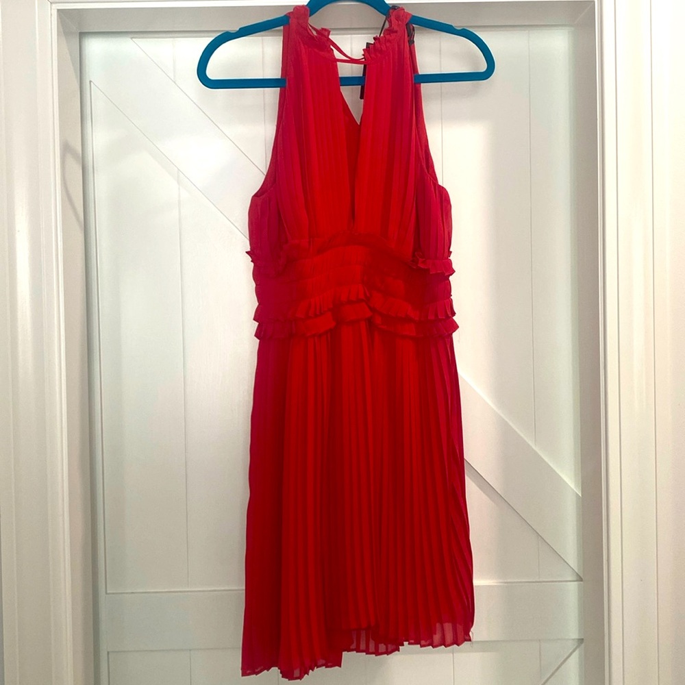 Red sleeveless dress